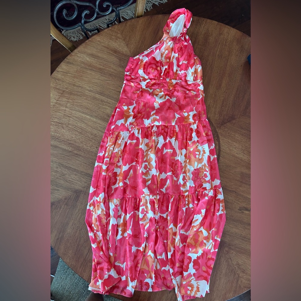 GEORGINE MIDI DRESS - ONE SHOULDER RUCHED TIERED DRESS IN PEONY BLOSSOM - Picture 4 of 5